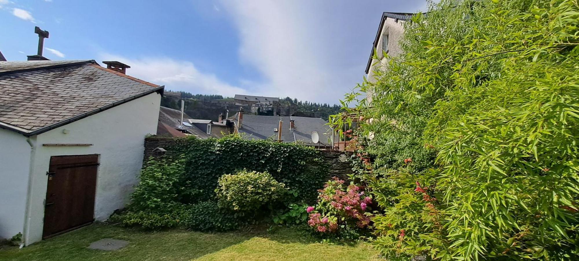 Gite L'Hote-Antique Bouillon Eksteriør bilde